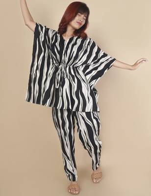 Black stripe printed cotton kaftan co-ord set for women 3