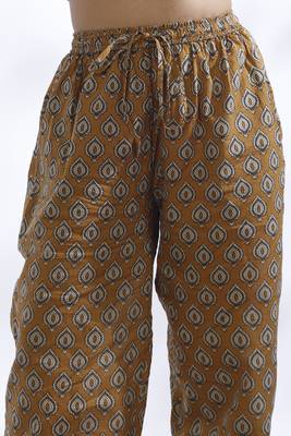 Yellow everyday wear cotton co-ord set for women 3