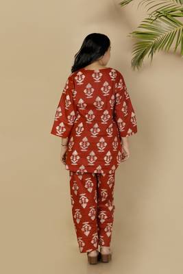 Red everyday wear cotton co-ord set for women 2