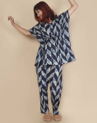 Blue geometric printed cotton kaftan co-ord set for women 2