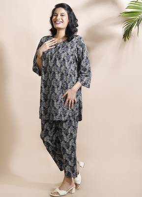 Black everyday wear cotton co-ord set for women 5
