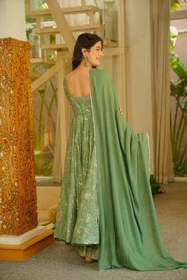 Green muslin digital print anarkali suit set with dupatta 3