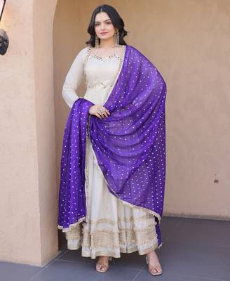cream silk festive wear anarkali 1