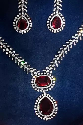 Red stones american diamond necklace set