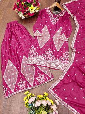 pink chinon festive kurta set 4
