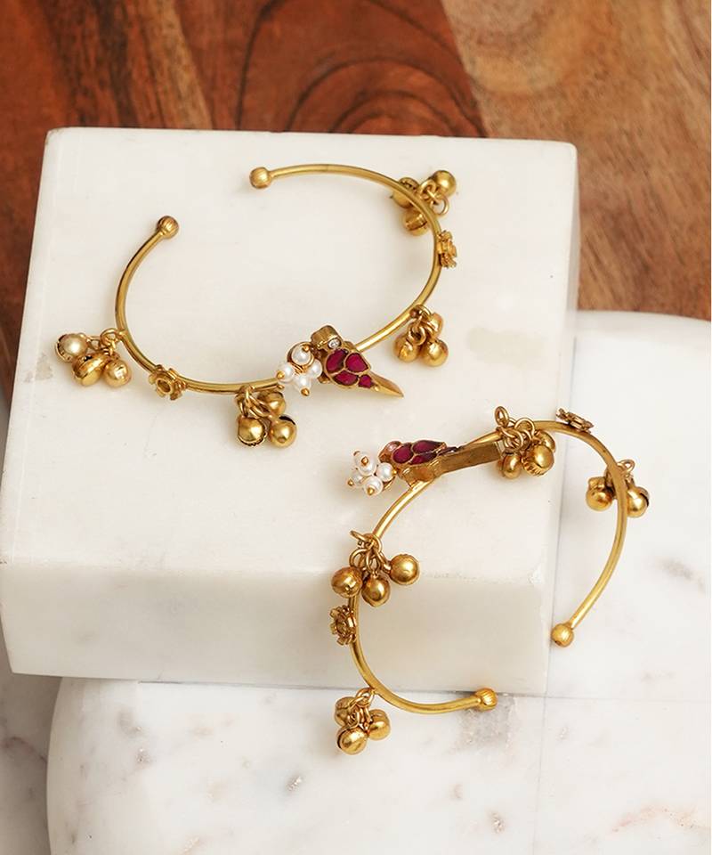 Gold plated red stones kada