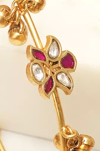 Red stones kundan kada