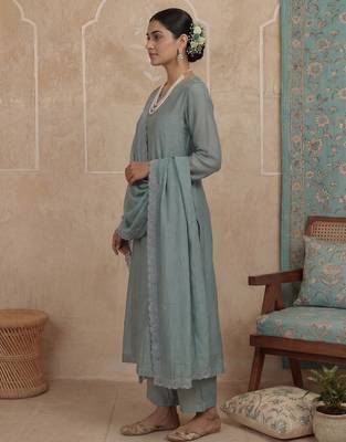 turquoise blue solid a-line design lining kurta trouser dupatta set 2