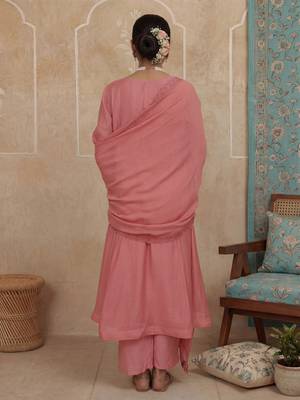 pink solid a-line design lining kurta trouser dupatta set 3