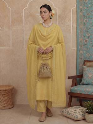 mustard solid a-line design lining kurta trouser dupatta set 5