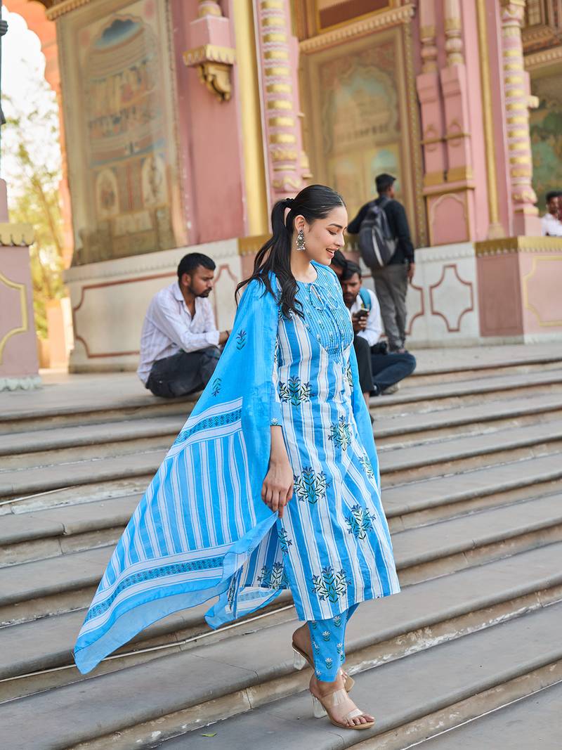 blue and white floral-printed yoke with vertical pintuck detailing kurta trouser dupatta set