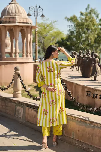 yellow and white floral-printed yoke with vertical pintuck detailing kurta trouser dupatta set