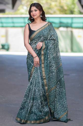 Mrinalini- green dabu maheshwari silk saree with unstitched blouse