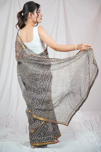 charm kota doria saree with unstitched blouse