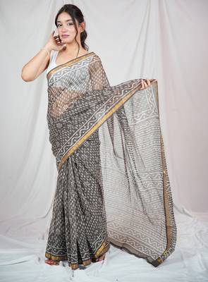charm kota doria saree with unstitched blouse 4