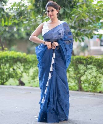 blue lagoon bliss embroidered kota doria saree 2
