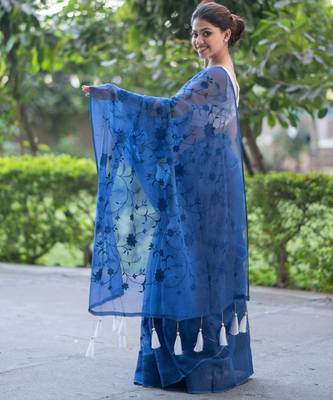 blue lagoon bliss embroidered kota doria saree 5