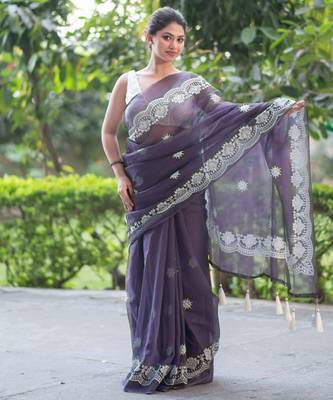 lavender lullaby embroidered kota doria saree 5