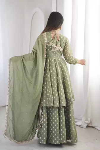 pear silk festive kurta set