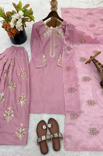 pink crepe festive kurta set