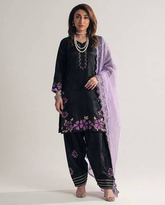 black roman silk festive kurta set 1