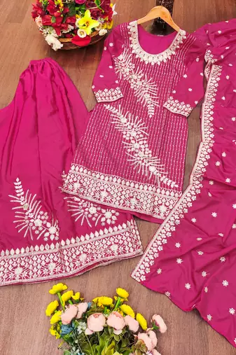 rani-pink crepe festive kurta set
