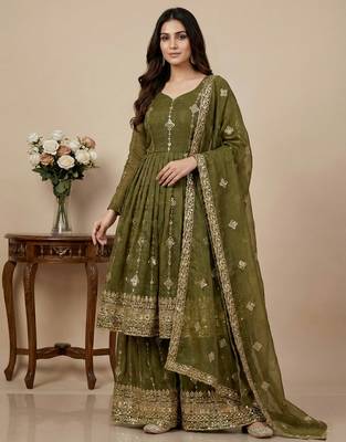 mehendi silk festive kurta set 1