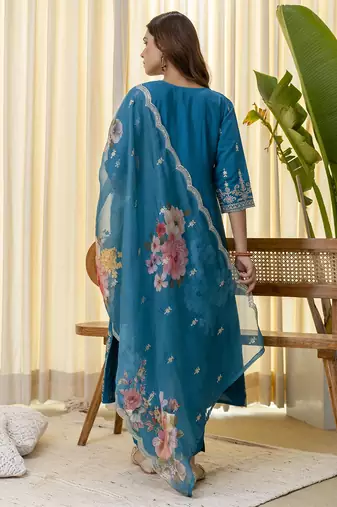 royal-blue silk blend festive kurta set