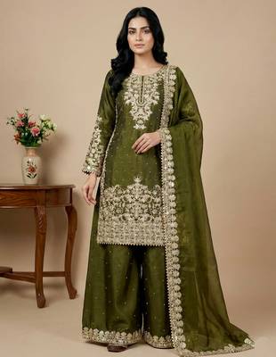 mehendi silk festive kurta set 1