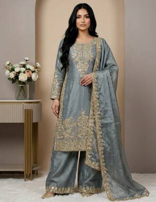 grey silk festive kurta set 1