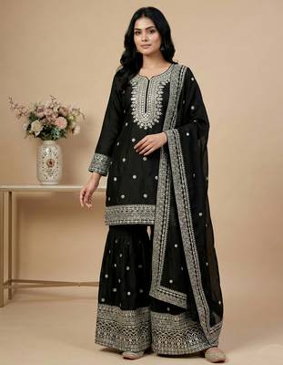 black chinon festive kurta set 1