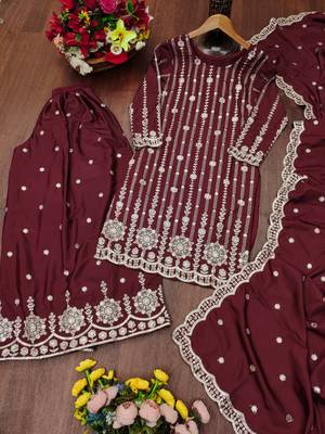 maroon crepe festive kurta set 4