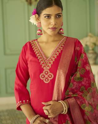 pink silk festive kurta set 4