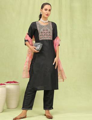 black silk blend festive kurta set 1