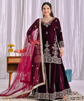 wine velvet festive kurta set 1