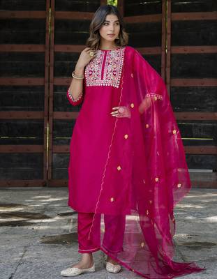 pink silk blend festive kurta set 1