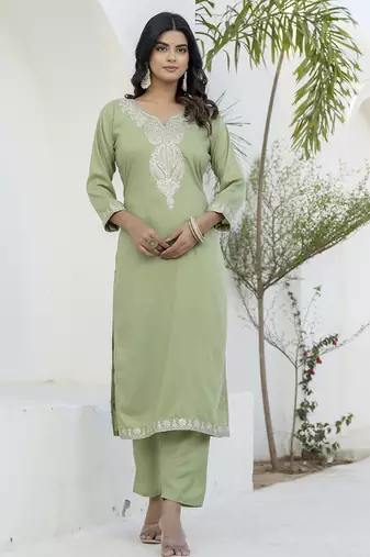 pear silk blend festive kurta set
