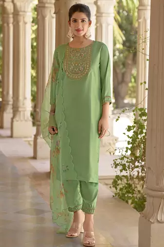 pear silk blend festive kurta set
