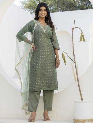 mehendi chanderi silk festive kurta set 1