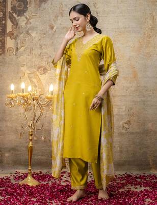 yellow viscose festive kurta set 1