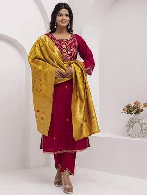 maroon viscose silk festive kurta set 1