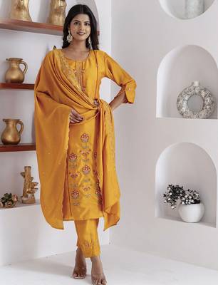 yellow viscose silk festive kurta set 1