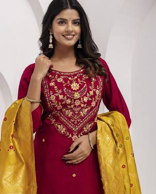 maroon viscose silk festive kurta set 4