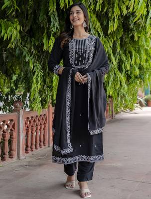 black viscose festive kurta set 2