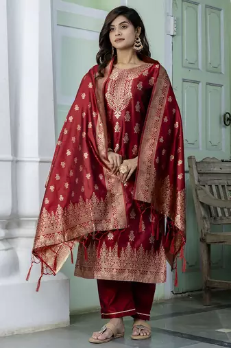maroon jacquard festive kurta set