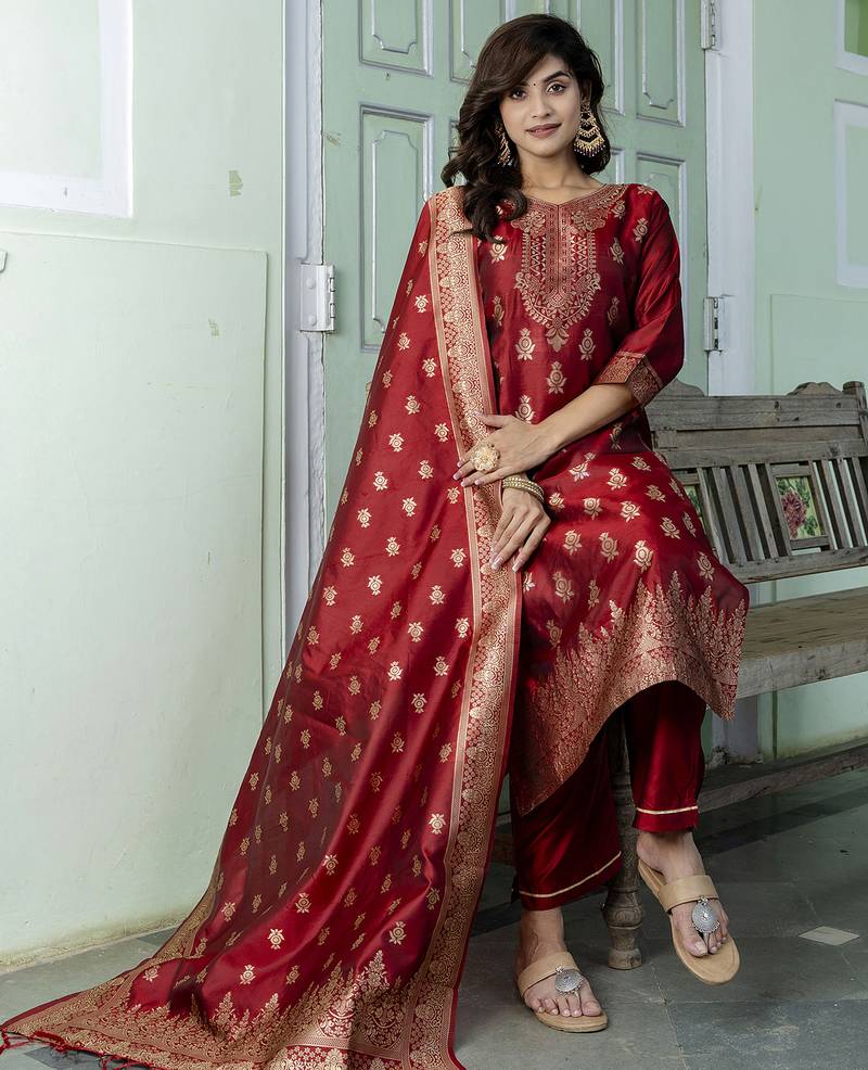 maroon jacquard festive kurta set