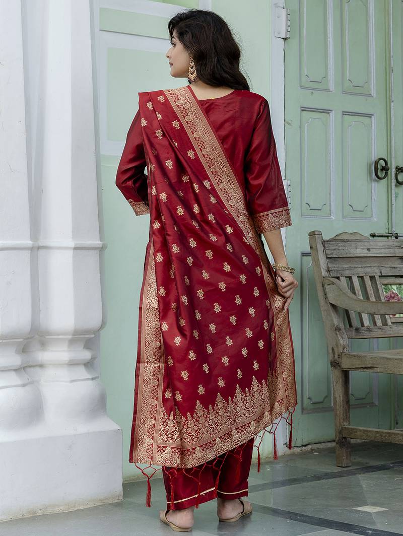 maroon jacquard festive kurta set