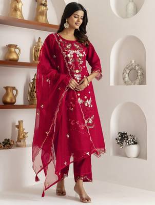 red viscose silk festive kurta set 1