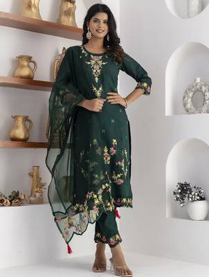 green viscose silk festive kurta set 1
