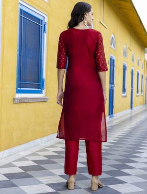 maroon chanderi silk festive kurta set 3